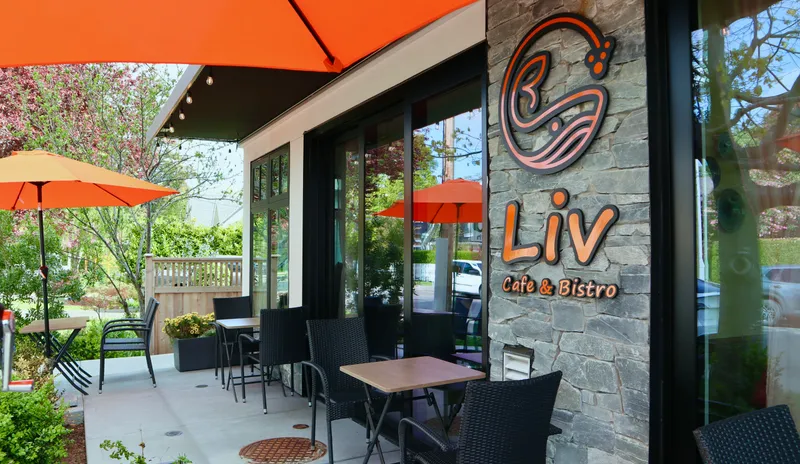 Liv Café & Bistro patio and storefront